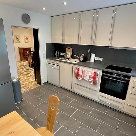 Large Holiday Apartment With Sauna, Terrace, Garden And Open Fireplace Lenggries Exterior photo