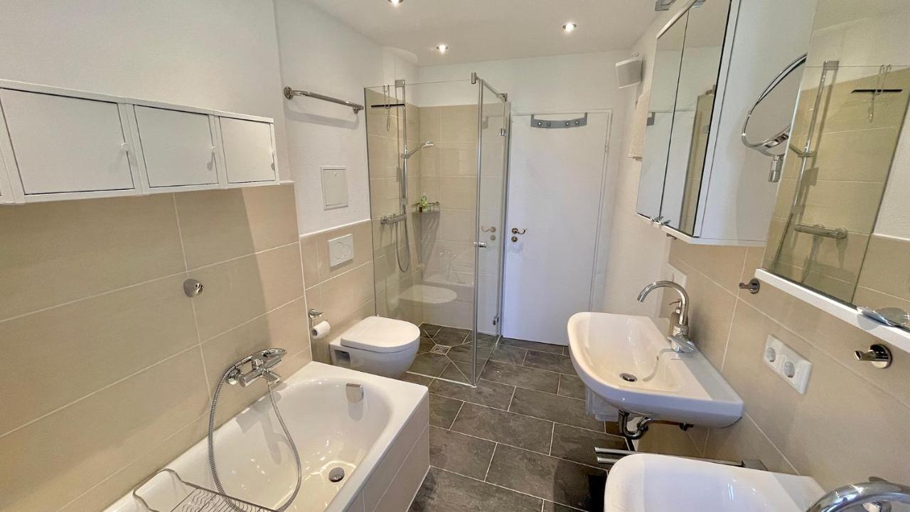 Large With Sauna, Terrace, Garden And Open Fireplace Appartement Lenggries
